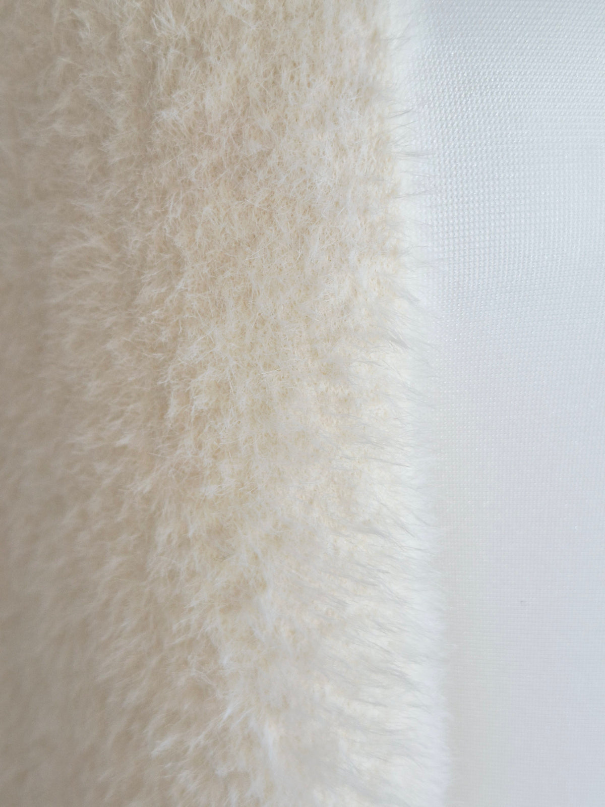Cárdigan extra suave largo de punto efecto peluche