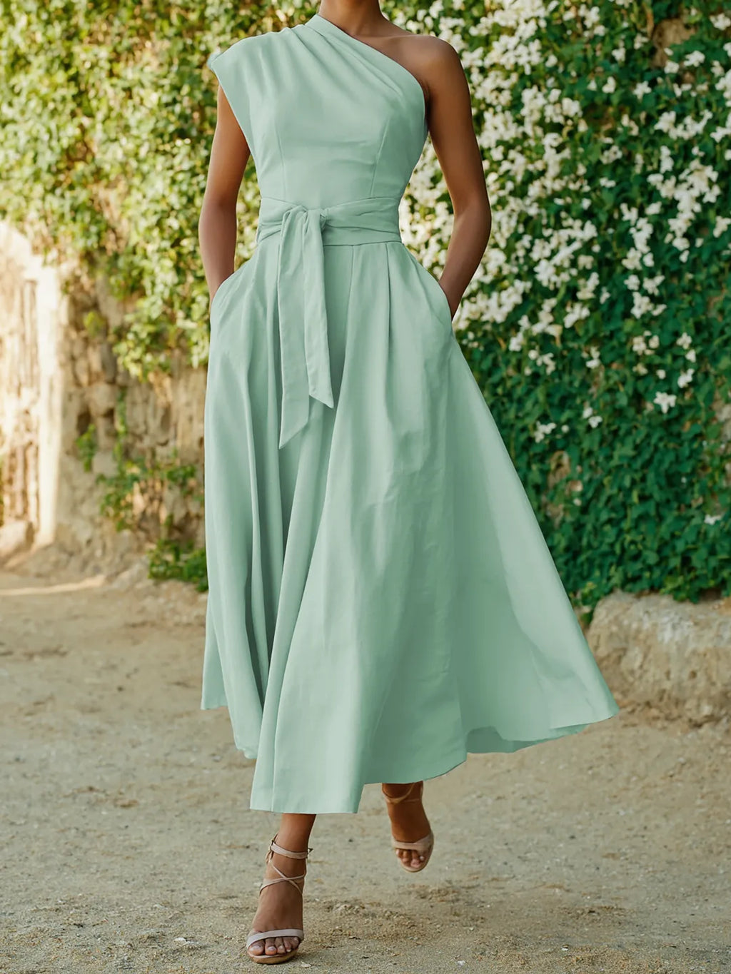 Vestido Maxi Asimétrico con Cinturón