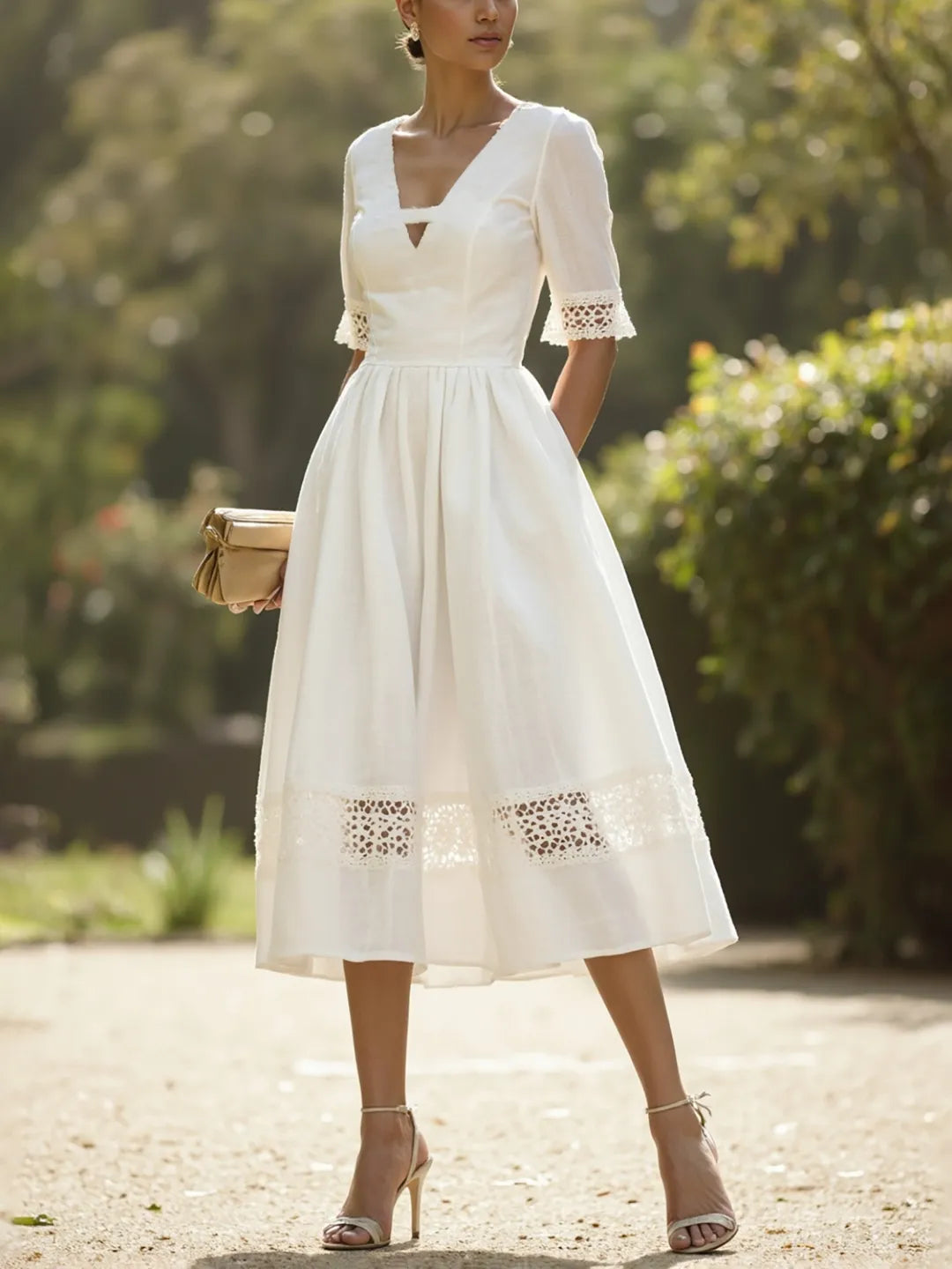 Vestido Midi Blanco con Detalles de Encaje